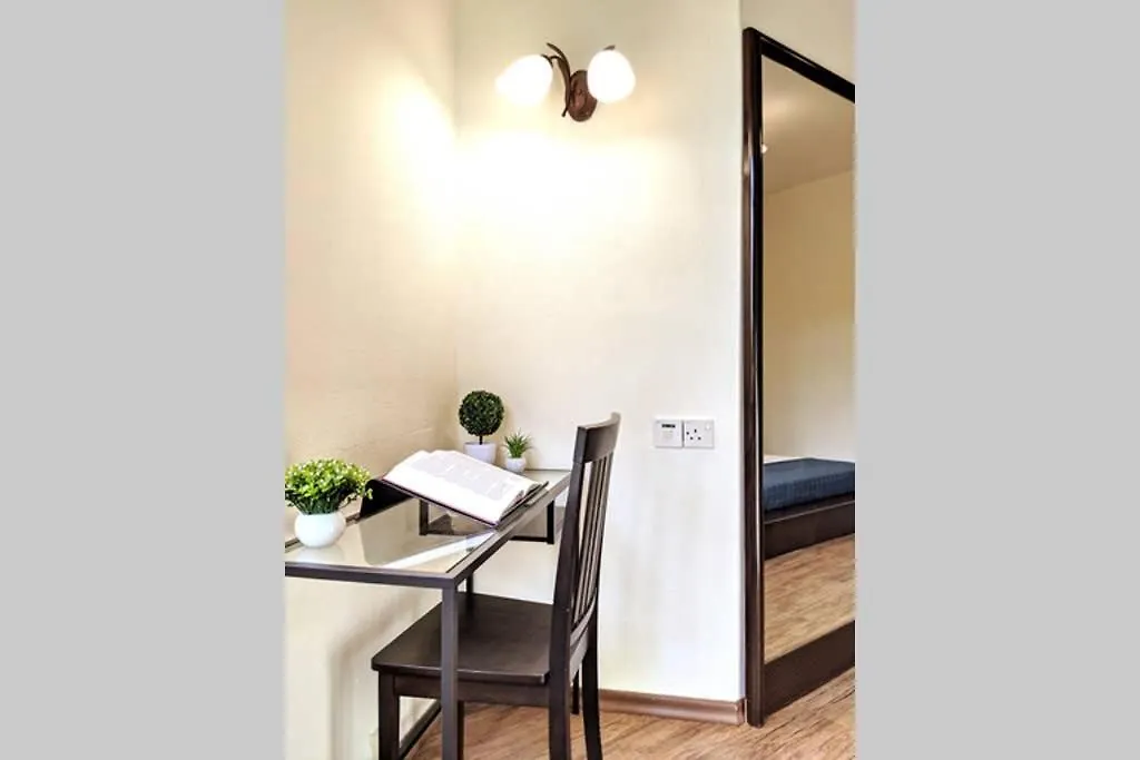 Ees Whale House - Homestay 3 Min Walk To Beach Batu Ferringhi Apartment